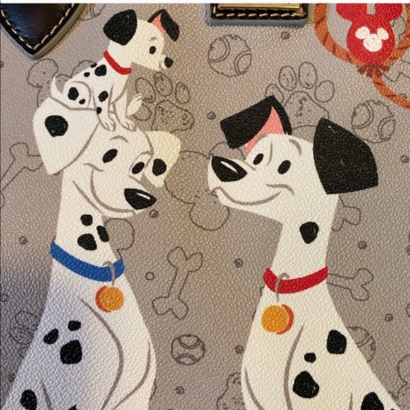 Disney Dooney and Bourke Dog Tote bag NWT - Picture 5 of 12